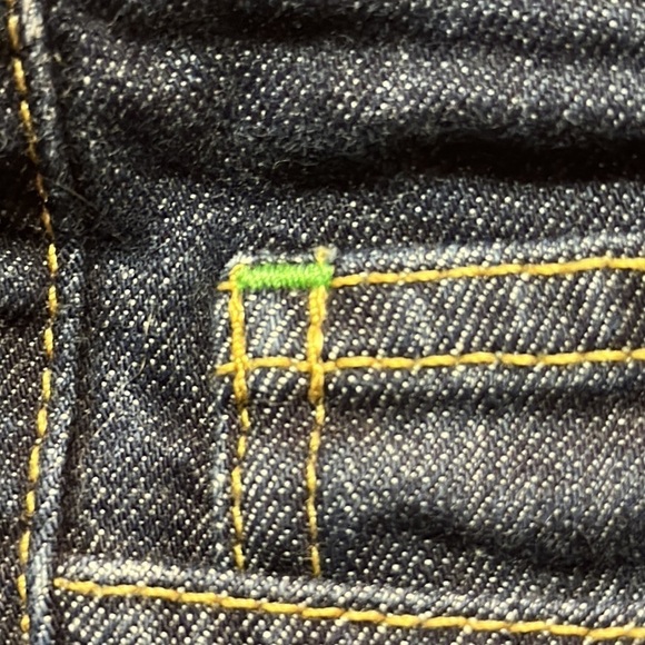 Boden Cropped Denim Cotton/Lycra Red/Green Stitching Accents Jeans 12R - Picture 9 of 13